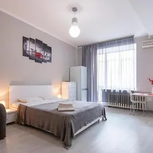 Home-hotel On Maidan Nezalezhnosti Square Apartment Kyiv